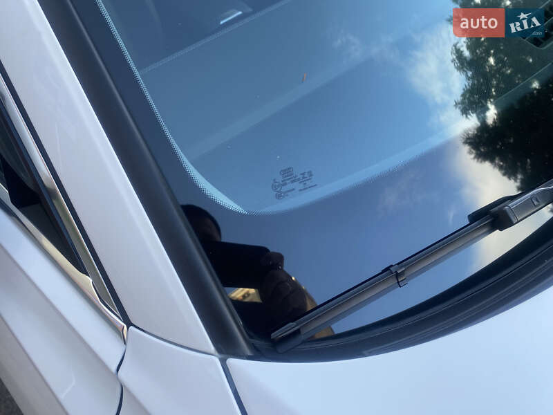 Седан Audi A6 2019 в Львове