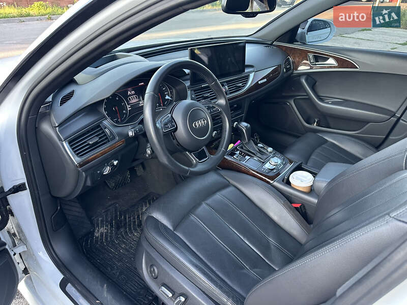 Седан Audi A6 2015 в Рівному