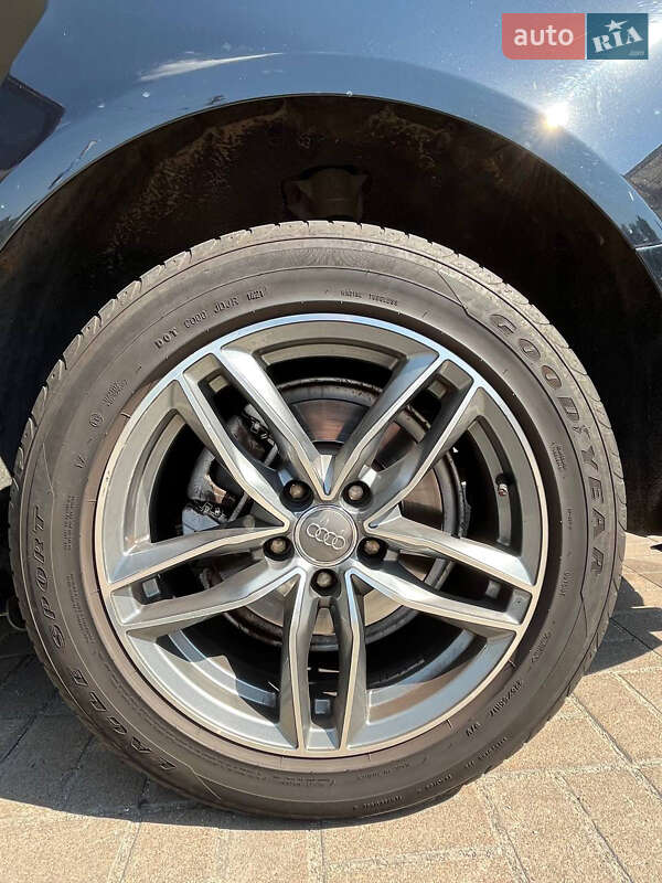 Седан Audi A6 2014 в Киеве
