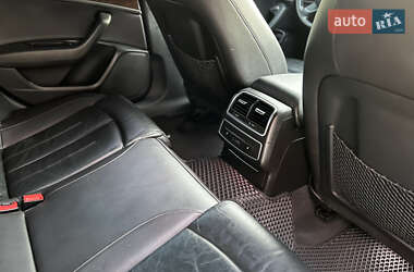 Седан Audi A6 2013 в 