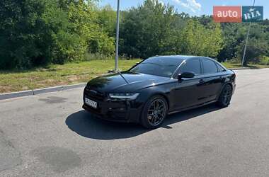 Седан Audi A6 2015 в 