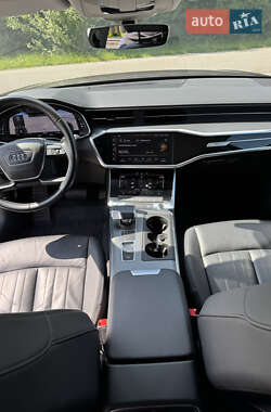 Универсал Audi A6 2019 в 