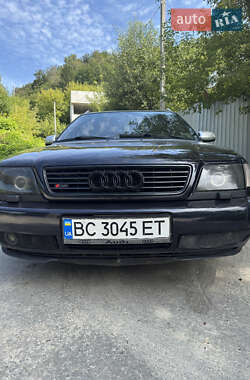 Універсал Audi A6 1996 в 