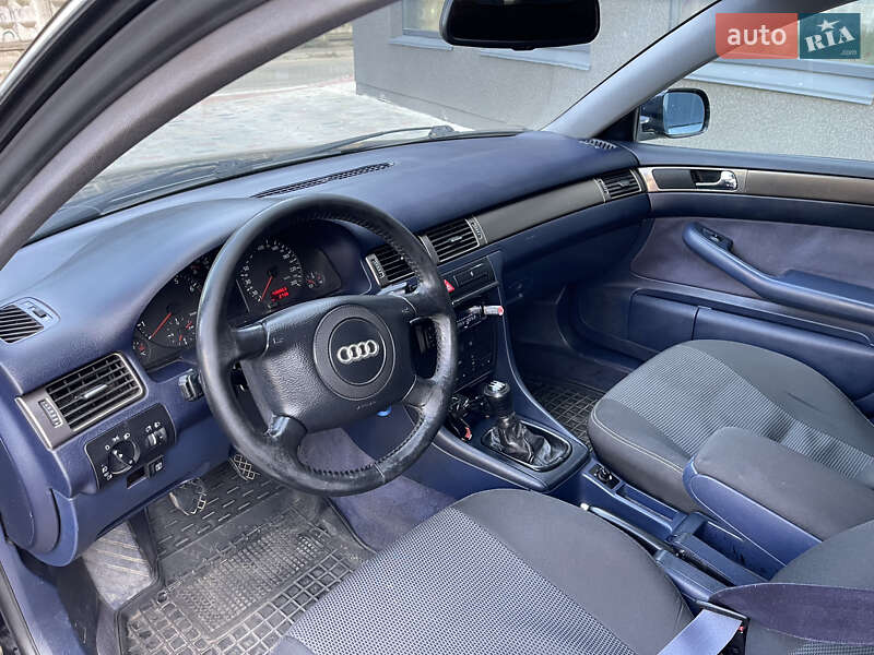 Седан Audi A6 1999 в Луцке