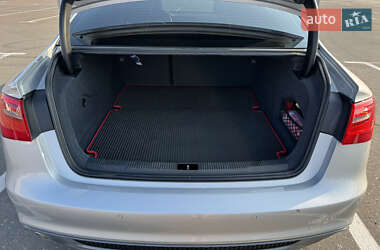 Седан Audi A6 2013 в 