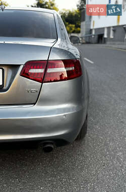 Седан Audi A6 2010 в 