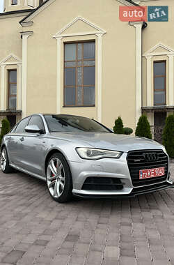 Седан Audi A6 2015 в 