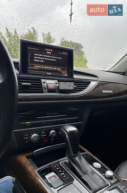 Седан Audi A6 2015 в 