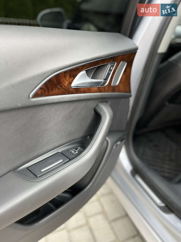 Седан Audi A6 2015 в Рава-Русской