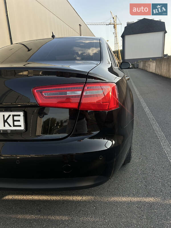 Седан Audi A6 2012 в Киеве