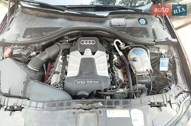 Седан Audi A6 2014 в 