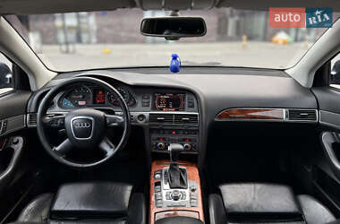 Седан Audi A6 2004 в 