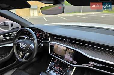 Седан Audi A6 2021 в 