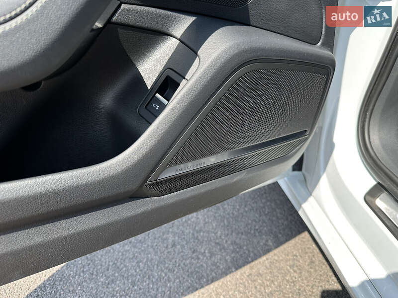 Седан Audi A6 2019 в Рівному