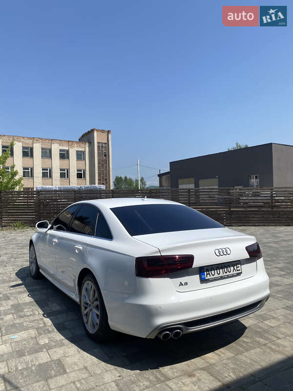 Седан Audi A6 2013 в Тячеве