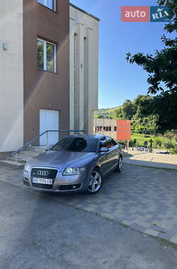 Седан Audi A6 2004 в 