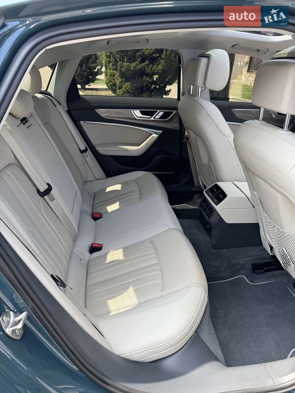 Седан Audi A6 2020 в Одессе