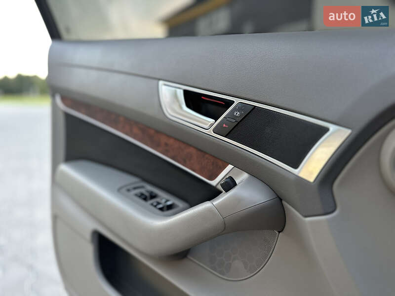 Седан Audi A6 2005 в Владимире