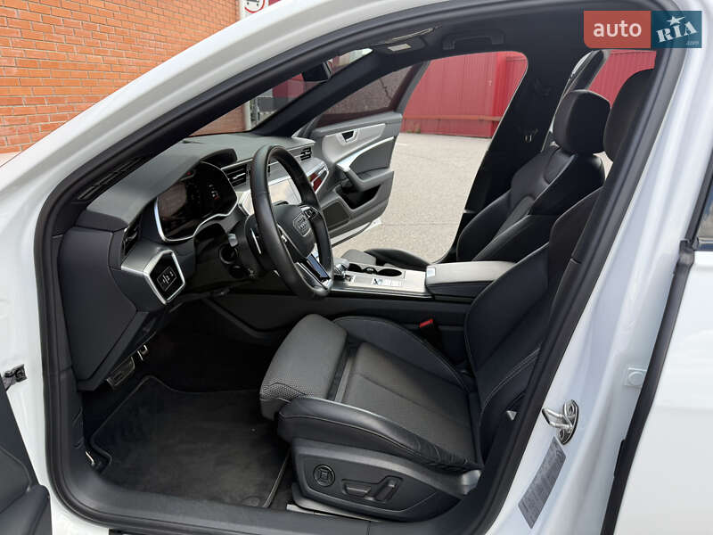 Седан Audi A6 2021 в Киеве