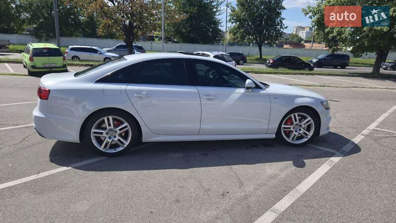 Седан Audi A6 2015 в Львове