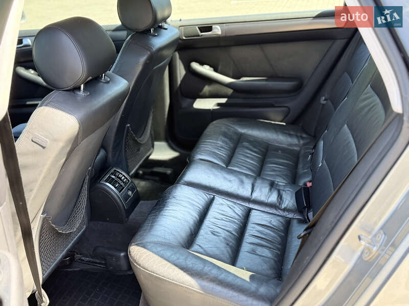 Универсал Audi A6 2002 в Самборе