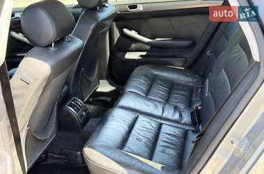 Универсал Audi A6 2002 в 