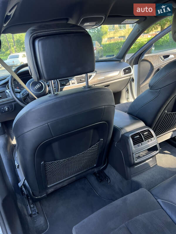 Седан Audi A6 2016 в Отынии