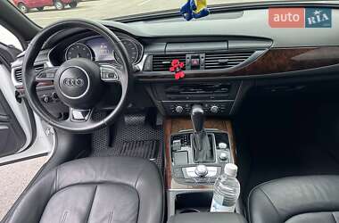 Седан Audi A6 2015 в 