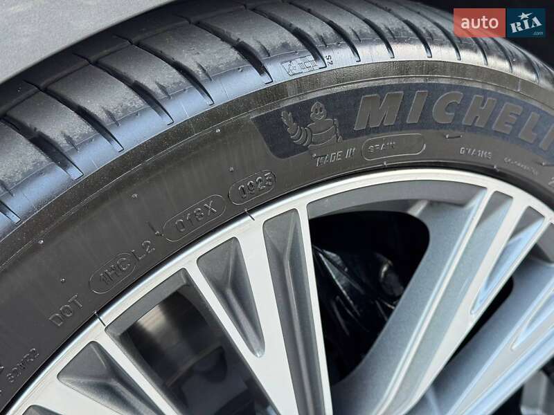 Седан Audi A6 2018 в Днепре