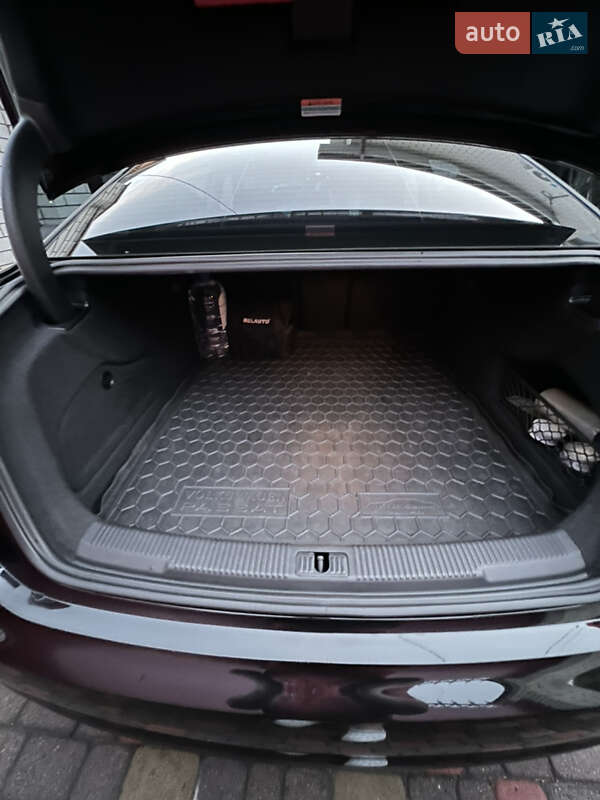 Седан Audi A6 2015 в Житомире