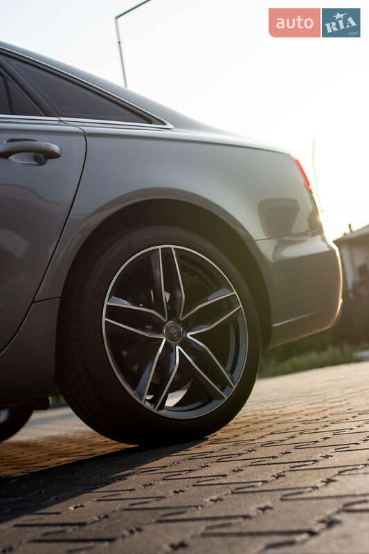 Седан Audi A6 2012 в Ужгороде