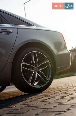 Седан Audi A6 2012 в 