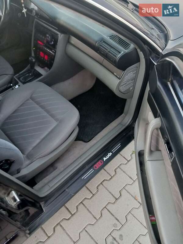 Седан Audi A6 1997 в Львові