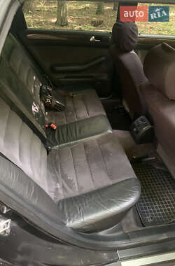 Универсал Audi A6 2003 в 