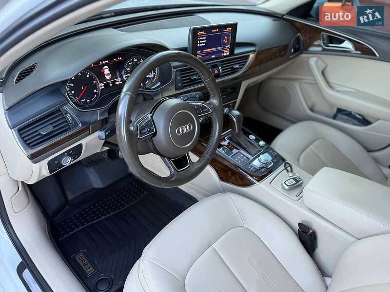 Седан Audi A6 2017 в Ромнах