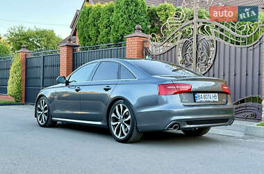 Седан Audi A6 2014 в 