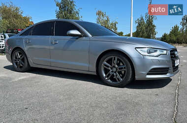 Седан Audi A6 2014 в Запоріжжі
