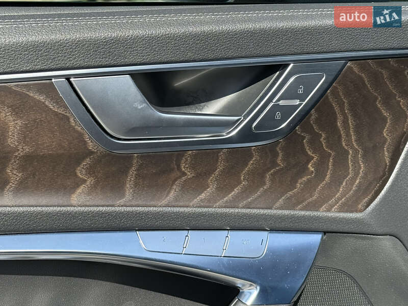 Седан Audi A6 2019 в Стрые