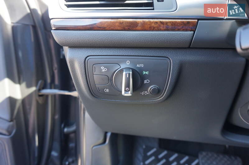 Седан Audi A6 2011 в Одессе