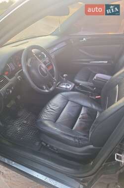 Седан Audi A6 2002 в 