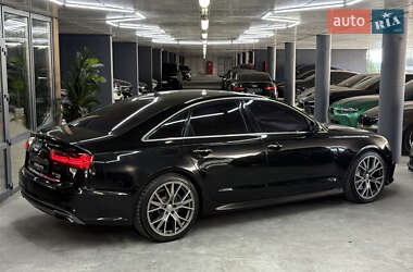Седан Audi A6 2015 в 