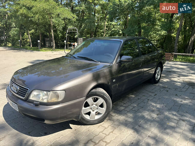 Седан Audi A6 1997 в Копычинце