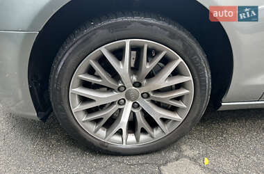 Седан Audi A6 2012 в 