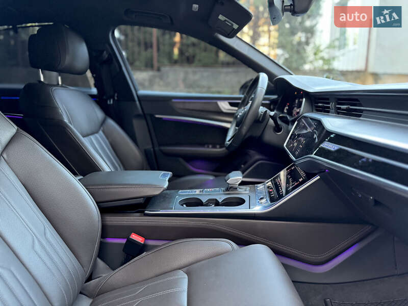 Седан Audi A6 2019 в Ужгороді