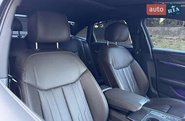 Седан Audi A6 2019 в 