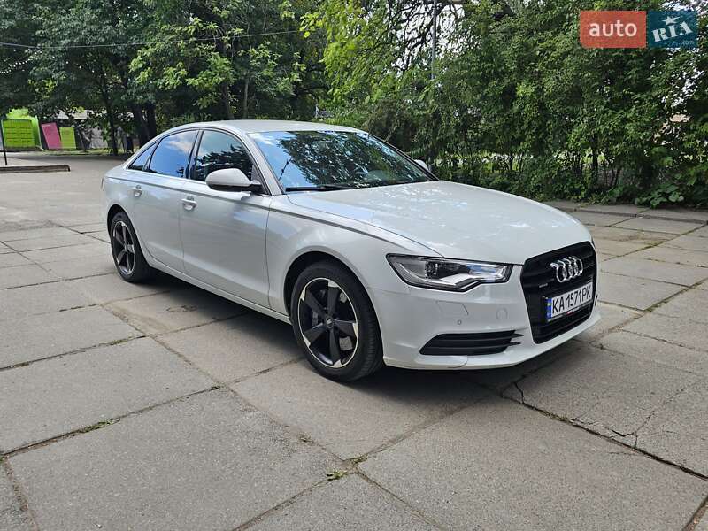 Седан Audi A6 2014 в Киеве