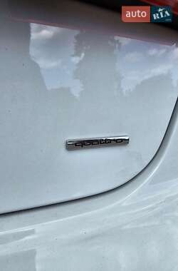 Седан Audi A6 2014 в 