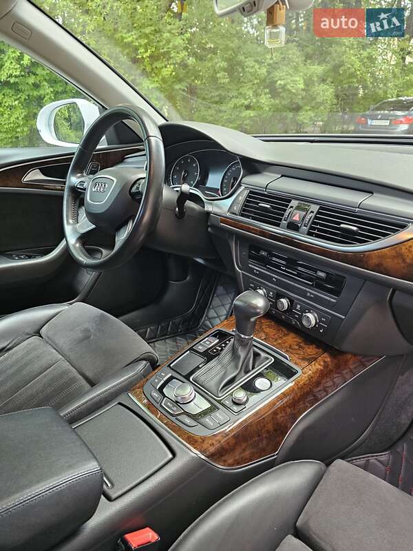 Седан Audi A6 2014 в Киеве