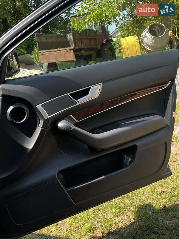 Седан Audi A6 2004 в Росошанах