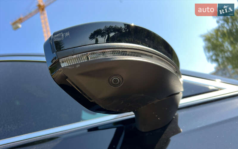 Седан Audi A6 2022 в Львове